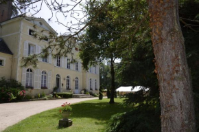  Chateau De Chicamour  Сюри-Окс-Буа